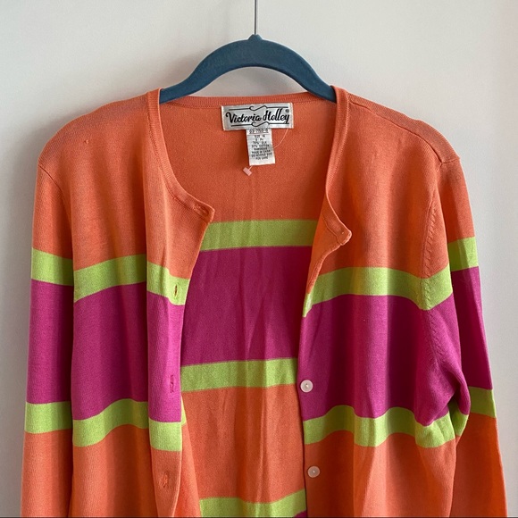 Vintage Victoria Holley Cardigan - Picture 2 of 10